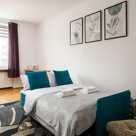 Ochota Serene Apartment Warsaw Exterior photo