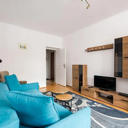Ochota Serene Apartment Warsaw Exterior photo